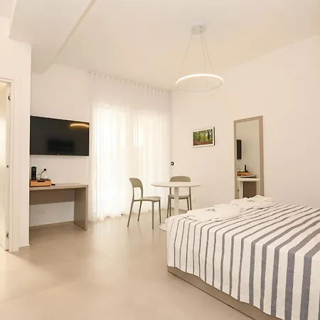 Agora Vieste Rooms & Apartments Exterior photo