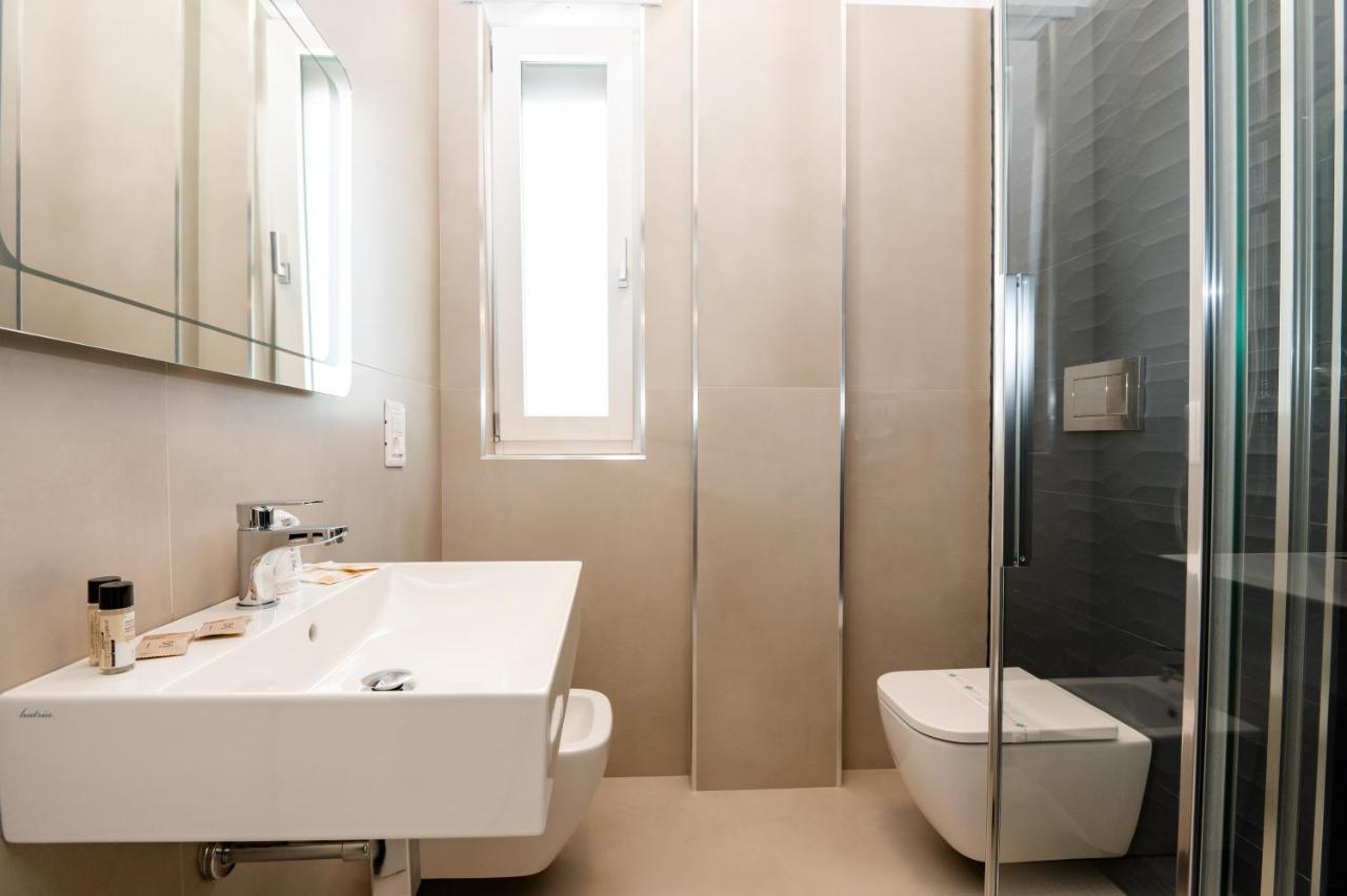 Apartment Agora & *